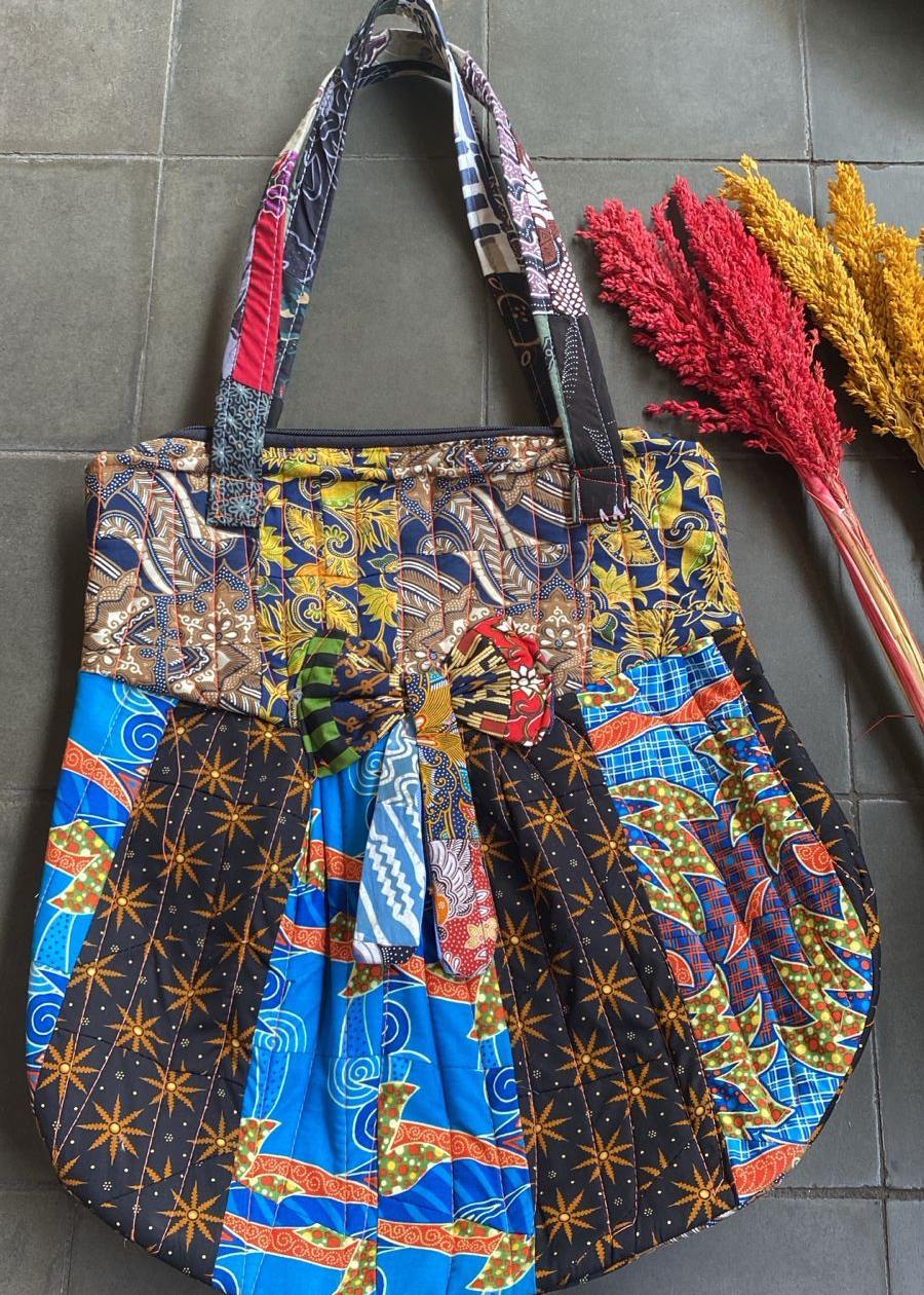 nayla patch totebag2